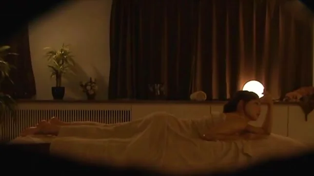 Lovie has her fanny stretched hard 3