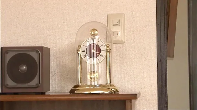 Japanese milf Kaori Saejima gets entranced by a big thick cock