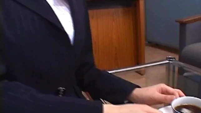 Jun Kusanagi Lovely Asian model gives a sensual blowjob on a date 2