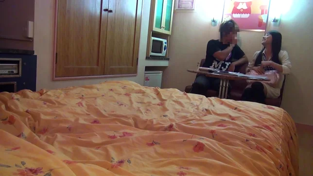 Girlfriend gets fucked while taped on hidden camera 2