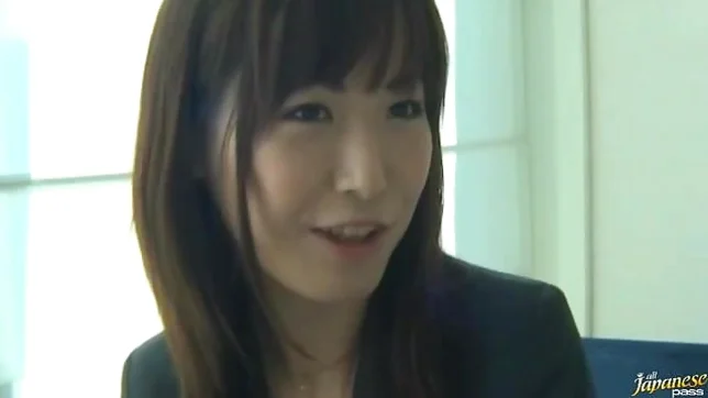 Kanade Otowa Lovely Asian doll ed in the office