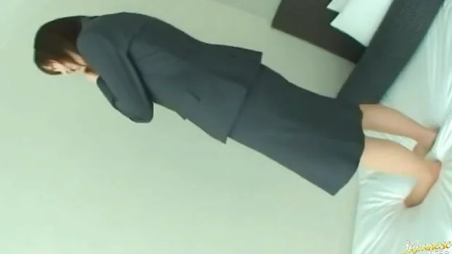 Kanade Otowa Lovely Asian doll ed in the office