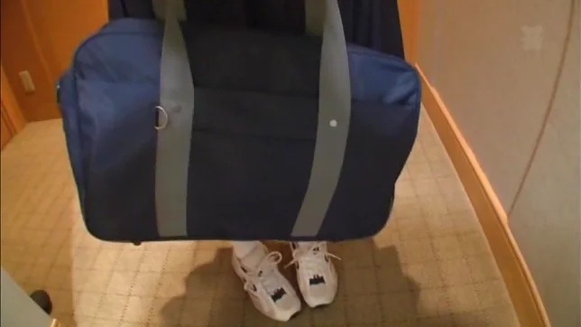 Akane Kuromochi gets kinky and swallows cum 5