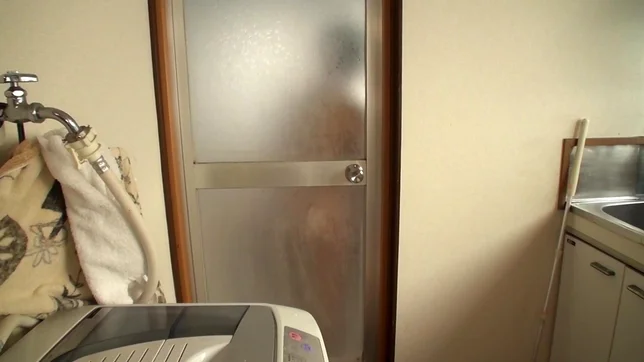 Miku Abeno amateur Asian teen in hardcore sex action 2