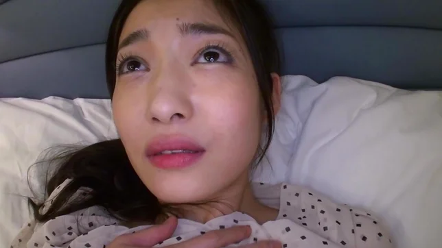 Lustful amateur girl Asuka poses and drills pussy for a cam