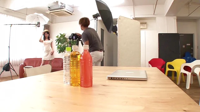 Kaori Saeki enjoys a breathtaking pounding 4