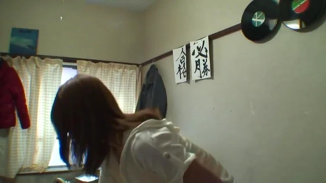 Rion Ogura´s Morning Blowjobs Would Get Any Guy Going 3