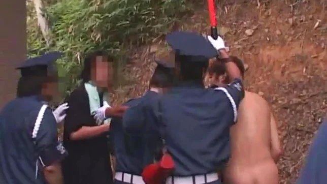 Amateur girl Pretty Asian girl is fucked in the park by her boyfriend 5