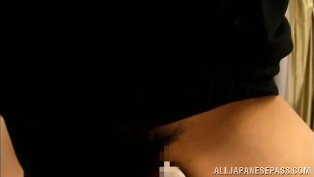 Kaoru Natsuki takes office suite for sex 3