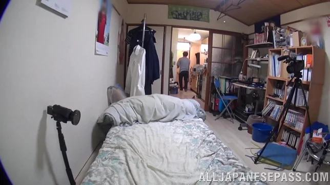 Japanese wife made to scream in hardcore 3