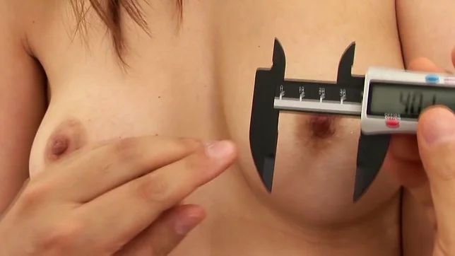 Serious hardcore sex for Asian milf Yui Tatsumi 4