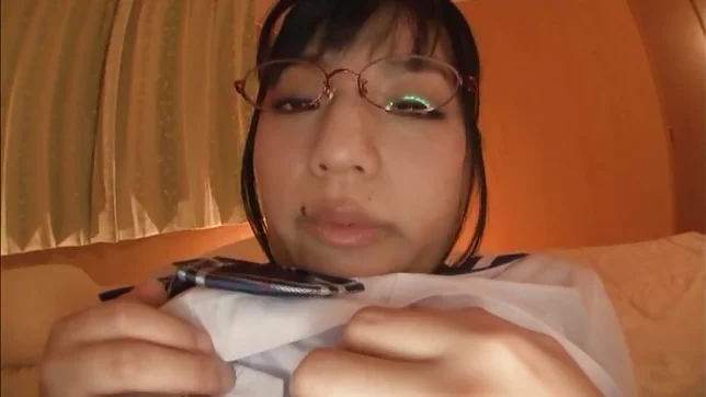 Talented amateur Hitomi Miyano engulfs throbbing dick 4