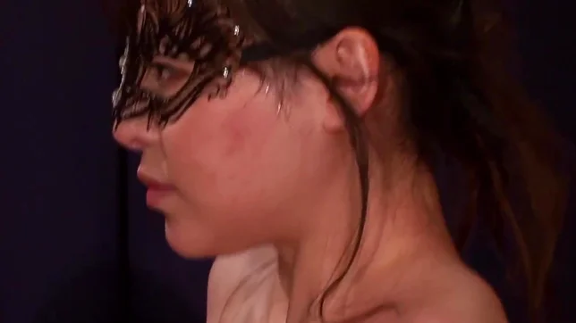 Hot milf Erina Fujisaki takes part in a sex performance 5