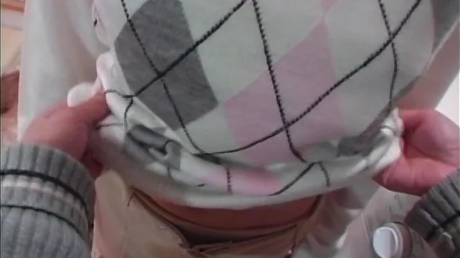 Gorgeous angel enjoys the pleasure of solo act 2