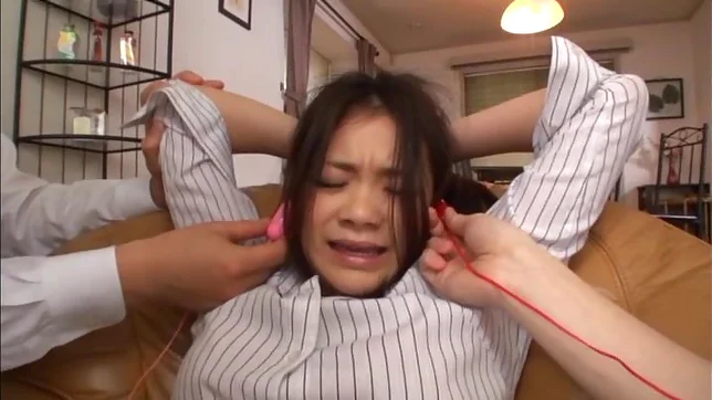 Sexy tied up teen Kana Tsuruti is treated hard by gang 2