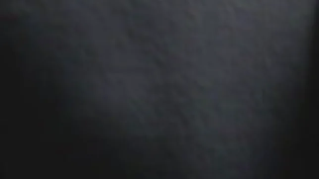 Gorgeous busty beauty gives an unforgettable blowie 2