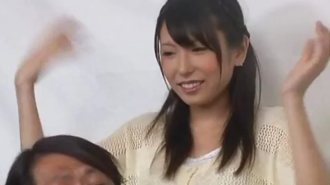 Teen spreads her legs to invite his dick up her skirt 2