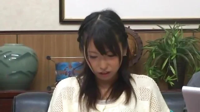 Teen spreads her legs to invite his dick up her skirt 2