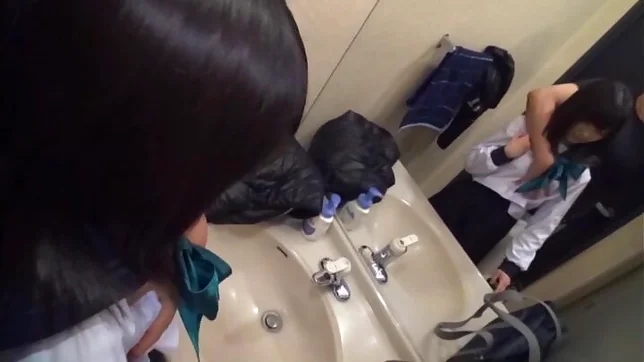 Sex in the toilet for young Japanese in sexy unifrom