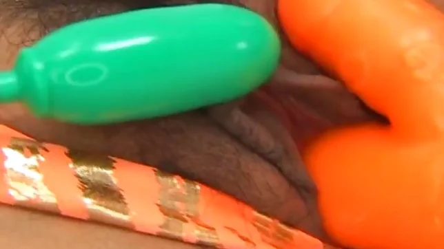 Haruna Ayumi Opens Up Her Hairy Pussy For A Sperm Deposit 2