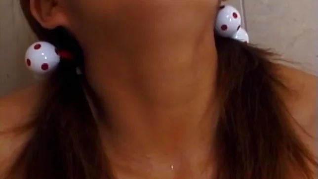 Hiromi Ochiai wild masturbation session