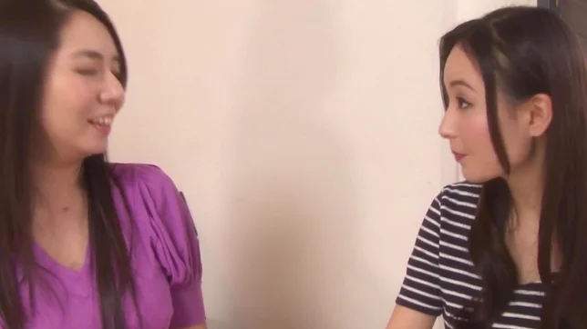 Kinky lesbian has her shaved pussy licked 5