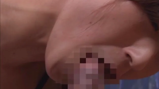 Ichika Kanhata, amateur babe, blows and fucks on the couch 4