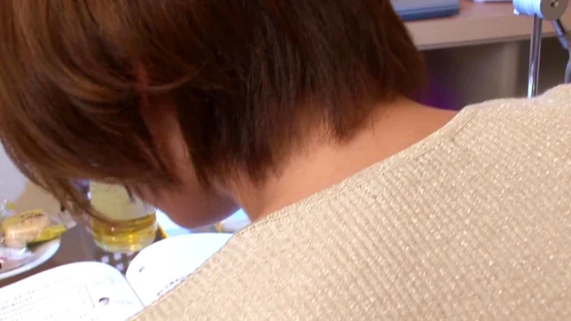 Sena Ryou and Saotome Rabu enjoy a it lesbo