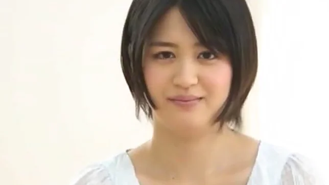 Erina Nagasawa gently removing her clothes 2