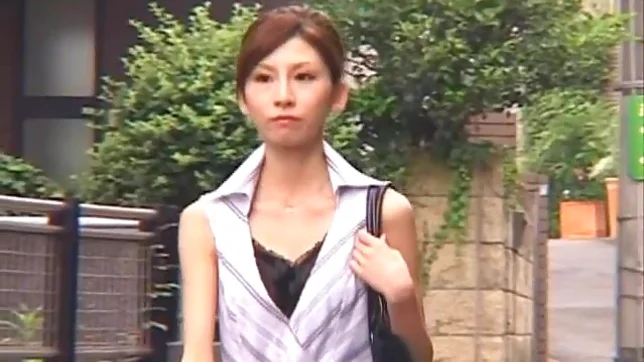 Threesome with Sexy Rino Tomoa 2