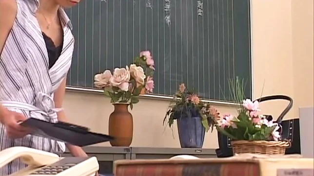 Threesome with Sexy Rino Tomoa 2