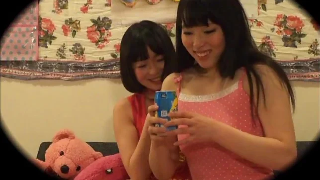 Sexy teen enjoys a kinky pussy licking 11