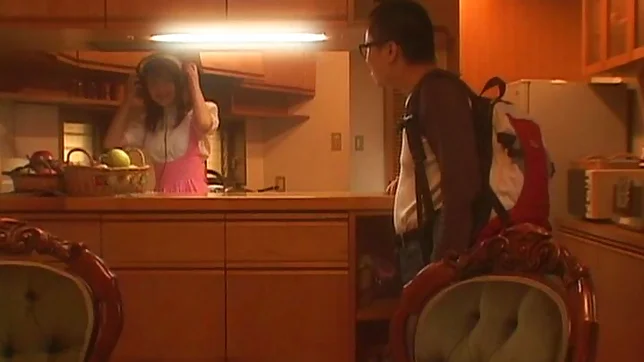 Sexy JP housewife Akiho Yoshizawa washes her hubby and jerks him off