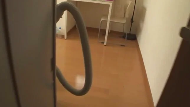 Gorgeous busty beauty gives an unforgettable blowie 19