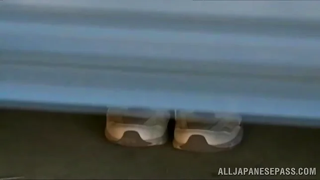 Sweet Asian amateur loves fingering herself