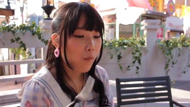 Handjob diva Aya Miyazaki loves the taste of hot cock 4