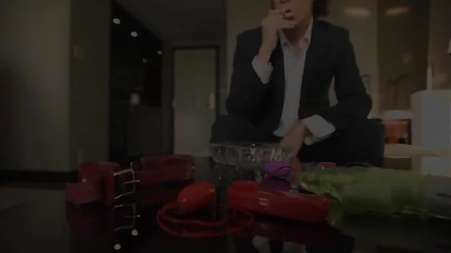 Julia knows how to please several huge dicks 6