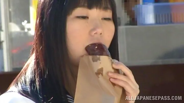 Lovely and sexy Japanese girl with nice pussy