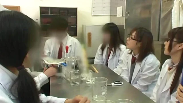 Teen schoolgirl friends in glasses help to jerk him off