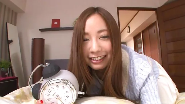 Steaming Japanese hottie in bikini Yuri Mano gets cum on face 4