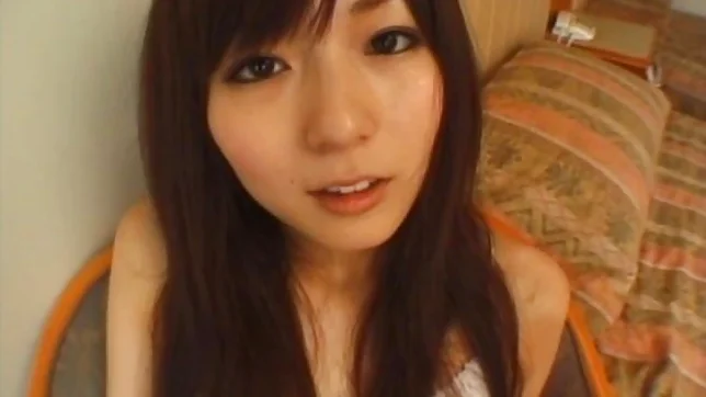 Yuu asakura Lovely Asian doll spreads her legs 3