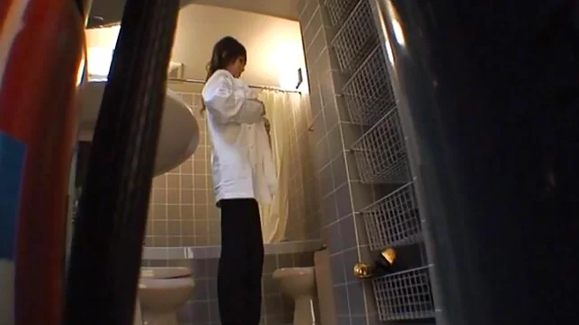 Minami Asian model enjoys sucking cock