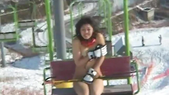 Rin Kawamoto Asian doll is skiing nude