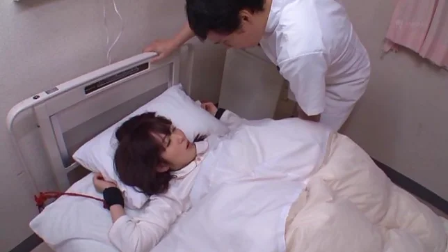 Kinky Asakura Yuu plays with toys in foursome