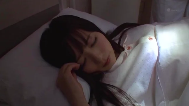 Kinky Asakura Yuu plays with toys in foursome