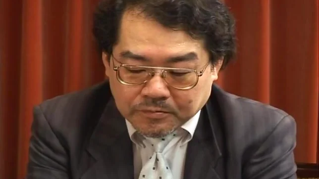 Reiko Nakamori Asian model gets a hard cock in her face