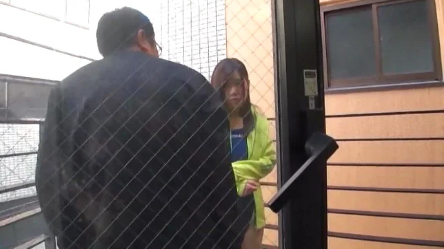 Delicious Hikaru Kawana flaunts her awesome body