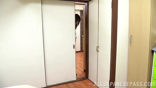 Curvaceous busty mature chick Ryouko Murakami fucked doggie fashion 2