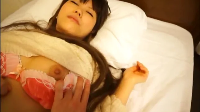 Japanese schoolgirl tries a tasty dick first thing in the morning