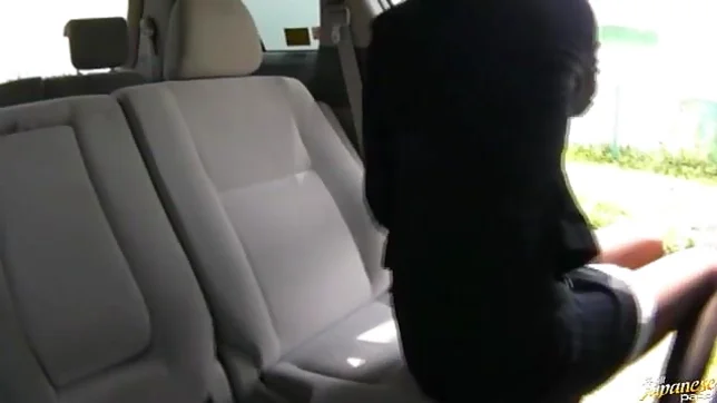 Yuri Aine Japanese office girl has sex in the car 4